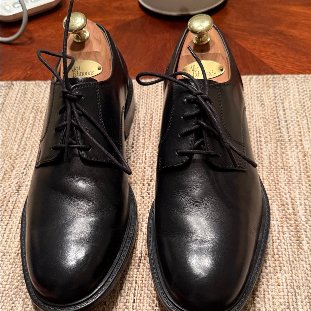 Johnston and Murphy plain toe Tabor